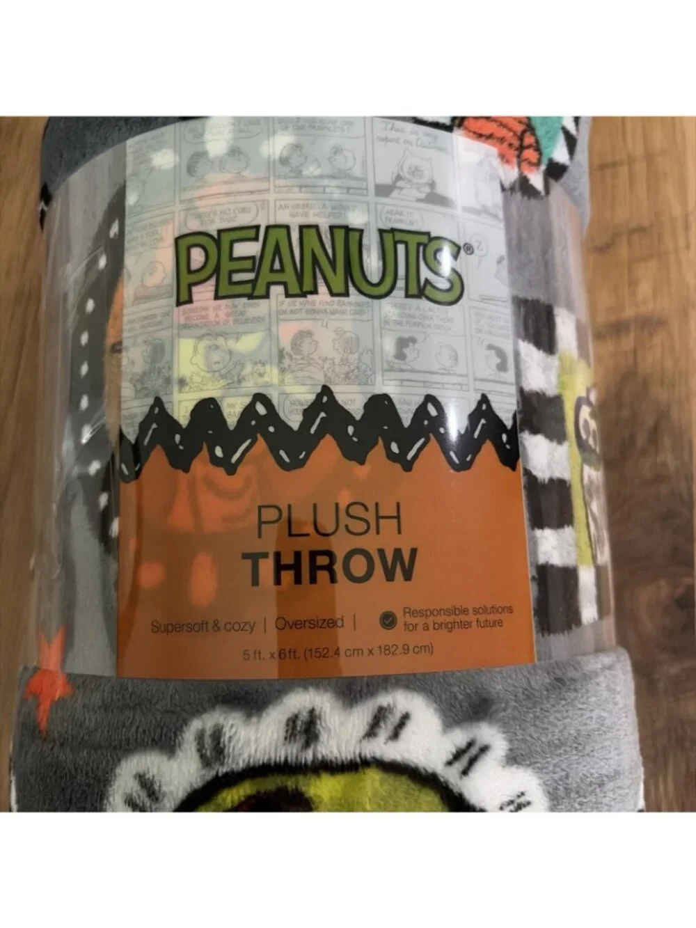 PEANUTS HALLOWEEN Snoopy Gray 5x6 ft Oversized THROW BLANKET The Big One® NEW!
